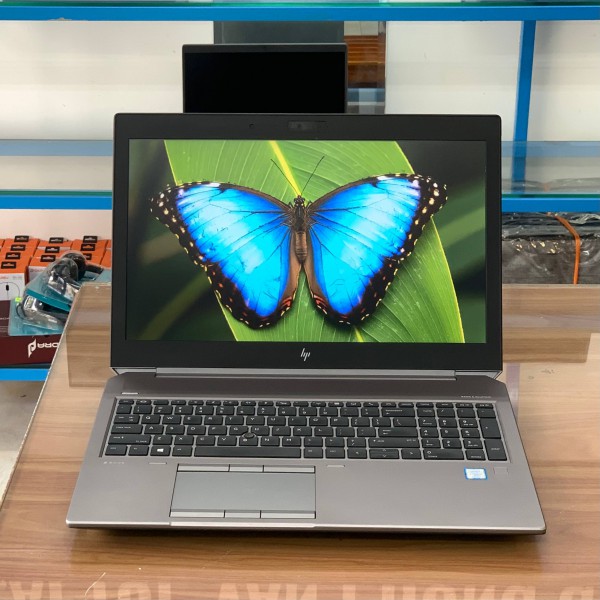 Ảnh Laptop từ các góc nhìn khác nhau